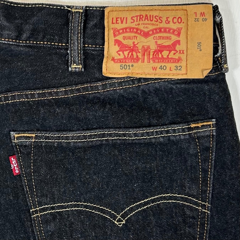 Levis 501 Original Fit Jeans Mens 37x29 Dark Wash Indigo Blue Cotton Button Fly - Picture 5 of 10